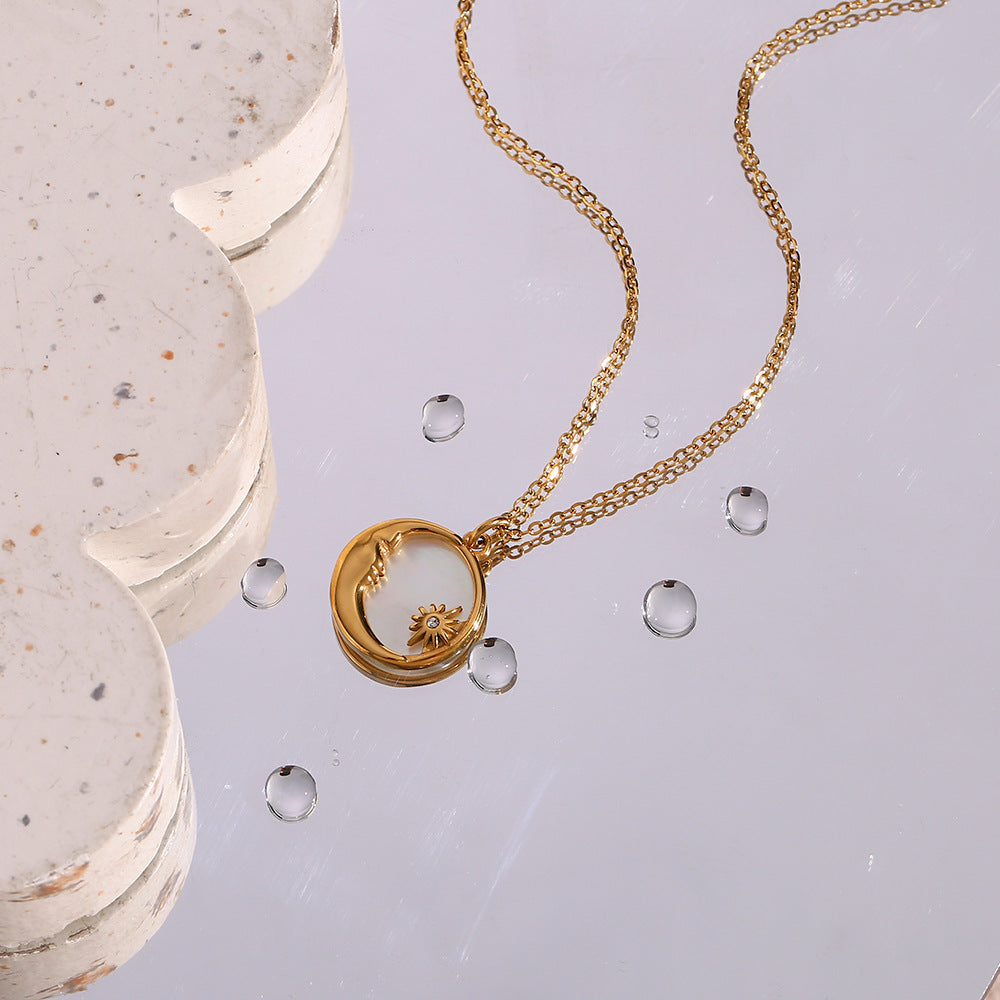 Popular Versatile Shell Moon Necklace